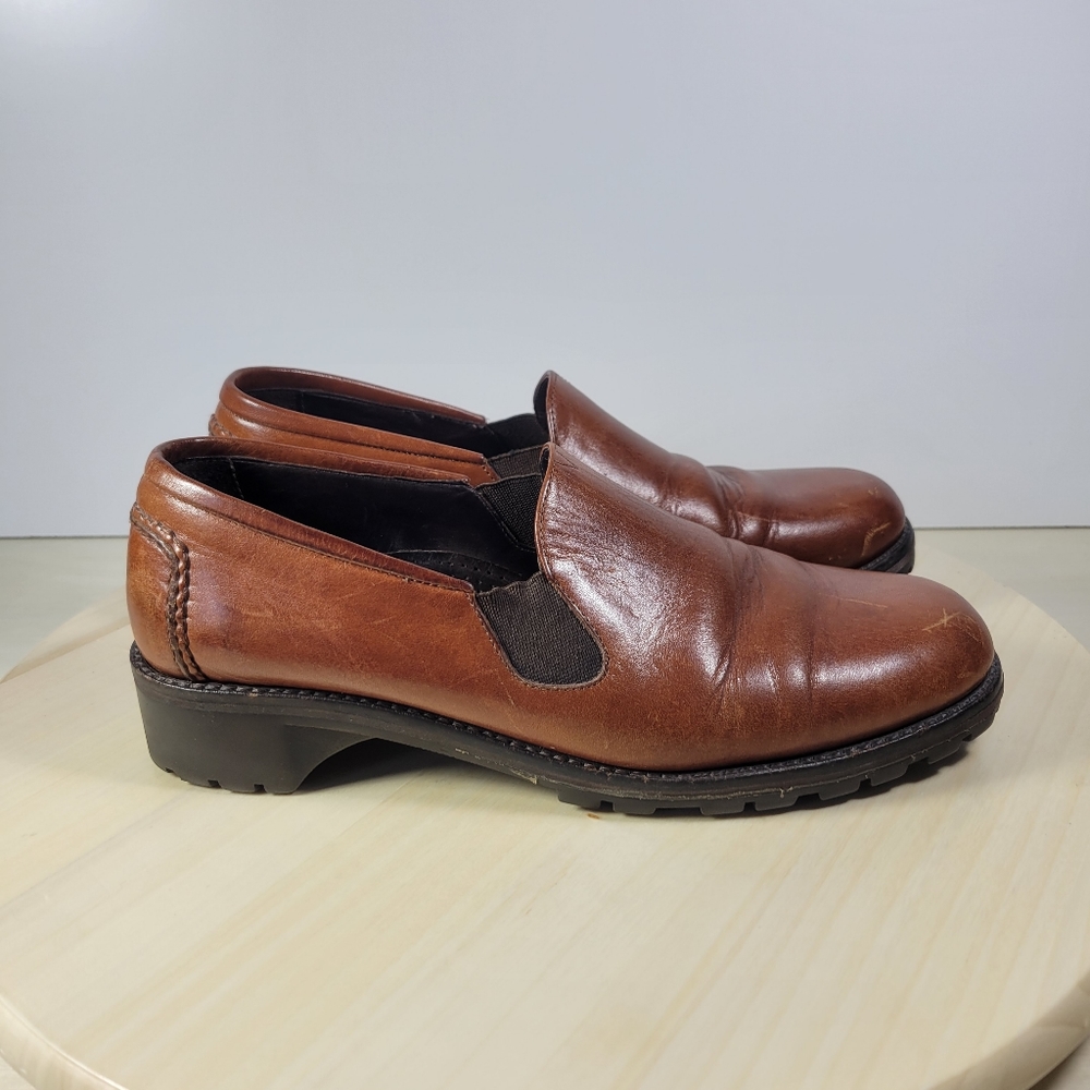 Vintage Cole Haan Country Brown Leather Lug Heel Slip-on Loafer Shoe Size 8 B